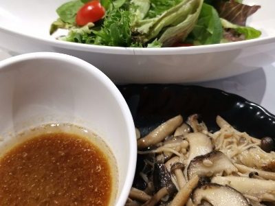Mixed Mushrooms Salad